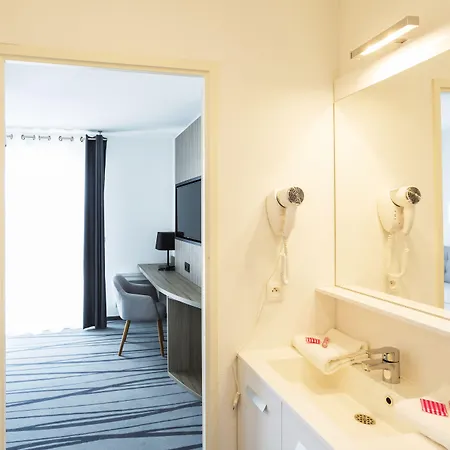 Ξενοδοχείο με διαμερίσματα Nemea Stadium Bordeaux Aeroport 3*