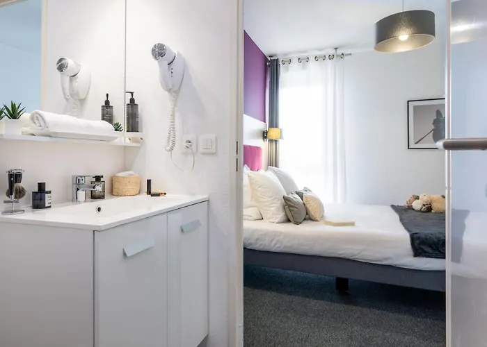 Nemea Stadium Bordeaux Aeroport