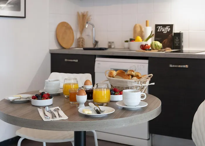 Nemea Stadium Bordeaux Aeroport Апарт-готель 3*