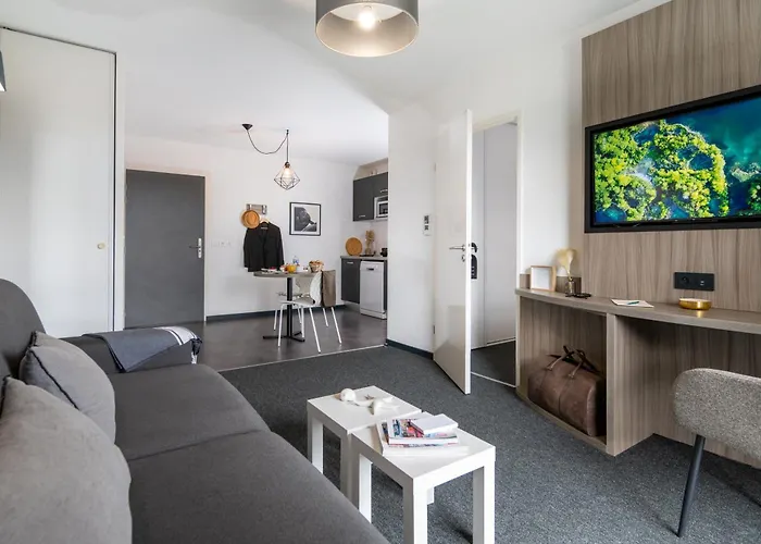 Nemea Stadium Bordeaux Aeroport Апарт-готель