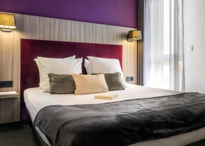 Nemea Stadium Bordeaux Aeroport Апарт-готель Мериньяк