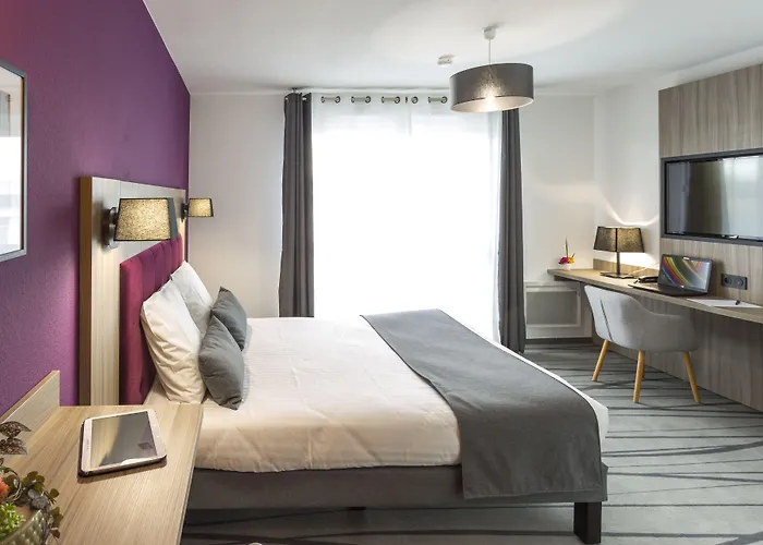 Nemea Stadium Bordeaux Aeroport 3*