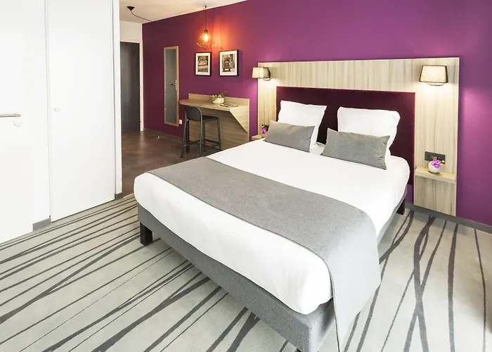 Nemea Stadium Bordeaux Aeroport 3* Мериньяк