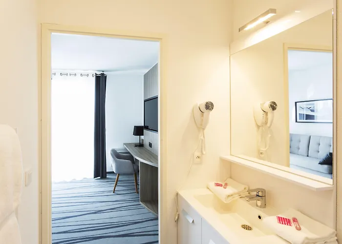 Aparthotel Nemea Stadium Bordeaux Aeroport 3*