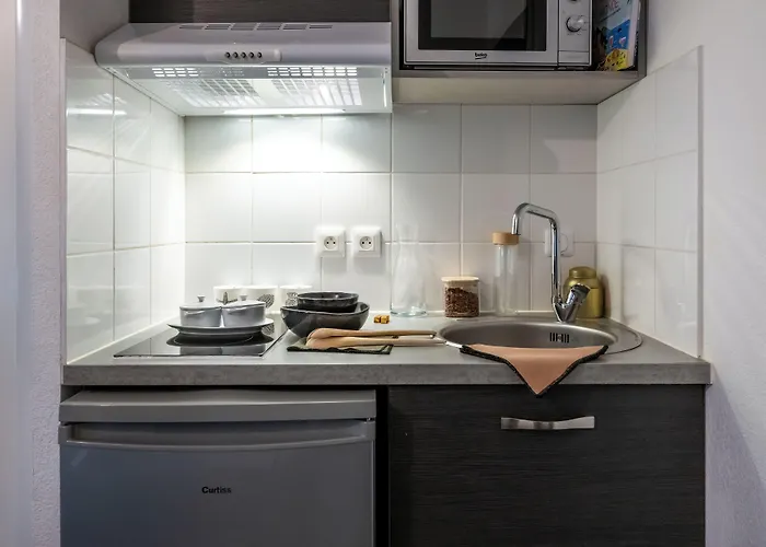 Nemea Stadium Bordeaux Aeroport Апарт-готель