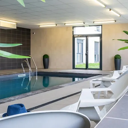 Aparthotel Nemea Stadium Bordeaux Aeroport 3*